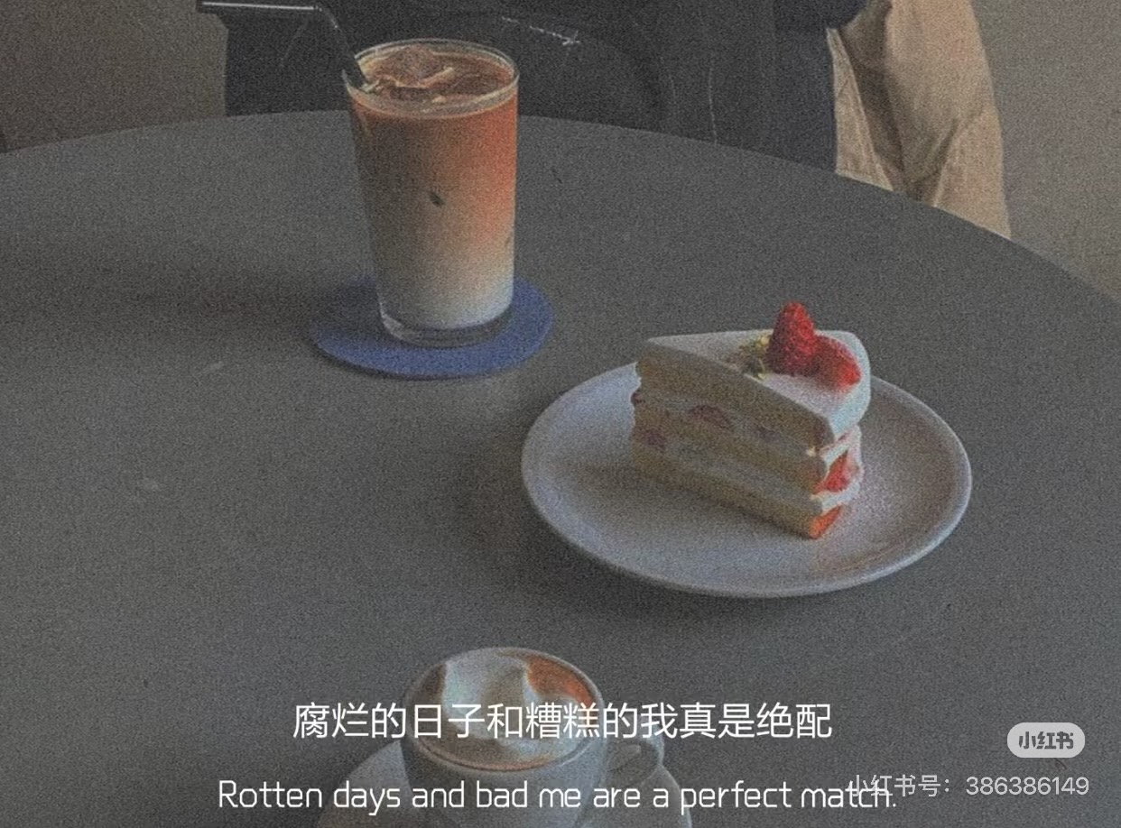 BA NĂM YÊU ĐƯƠNG HOÁ RA CHỈ LÀ MỘT PHIÊN LIVE